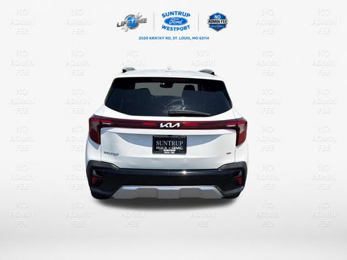 Used 2024 Kia Seltos EX AWD/4WD image 4