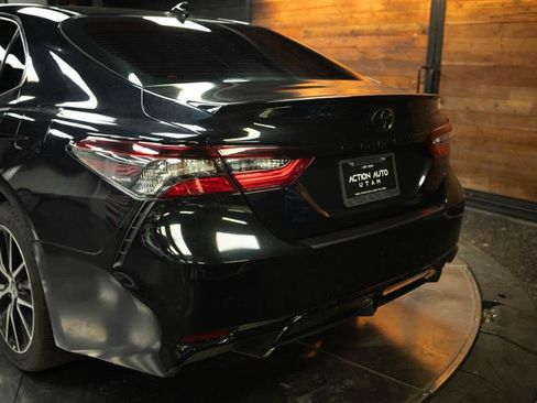 Used 2024 Toyota Camry SE w/ Convenience Package FWD image 6