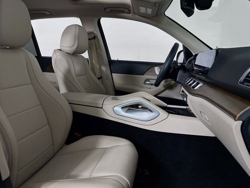 Used 2023 Mercedes-Benz GLE 350 w/ Premium Package image 7