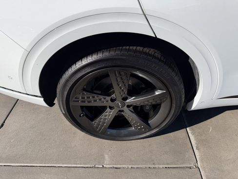 Used 2025 Genesis GV70 2.5T w/ Sport Prestige Package image 15