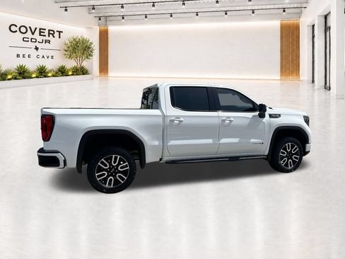 Used 2023 GMC Sierra 1500 AT4 w/ AT4 Premium Package AWD/4WD image 14