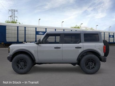 New 2026 Ford Bronco 4-Door image 3