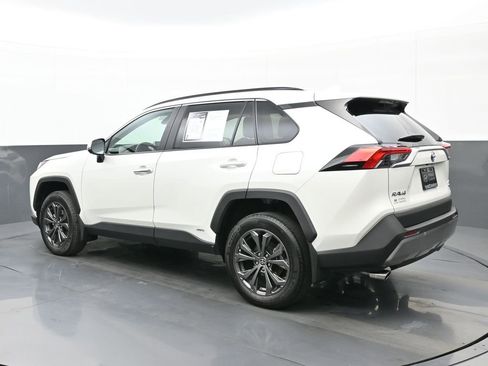 Used 2022 Toyota RAV4 Limited image 5