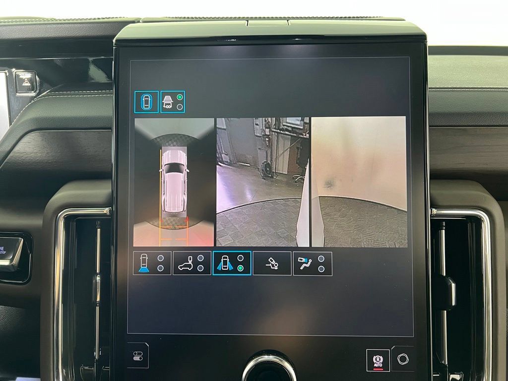 Certified 2026 GMC Yukon Denali Ultimate AWD/4WD image 34