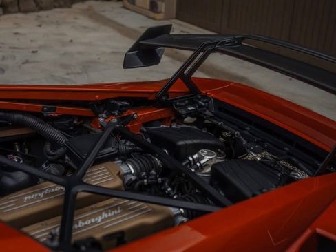 Used 2023 Lamborghini Huracan STO image 18