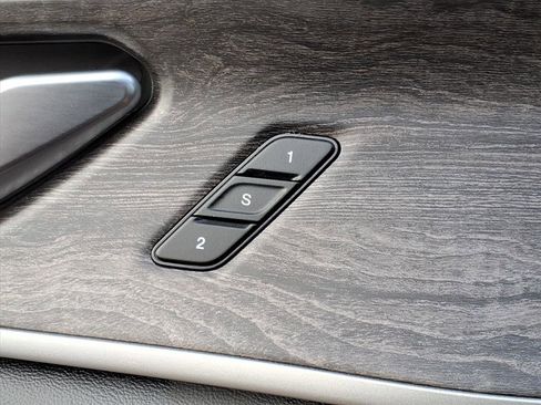 Used 2021 Jeep Grand Cherokee L Limited image 25