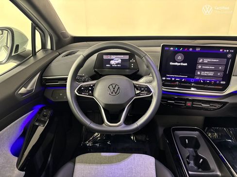 Used 2025 Volkswagen ID.4 Pro RWD image 16