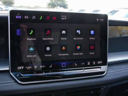New 2026 Volkswagen Tiguan SE R-Line FWD image 20