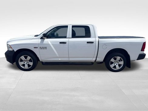 Used 2018 RAM 1500 ST w/ Protection Group AWD/4WD image 2