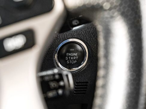 Used 2014 Toyota 4Runner Limited image 21