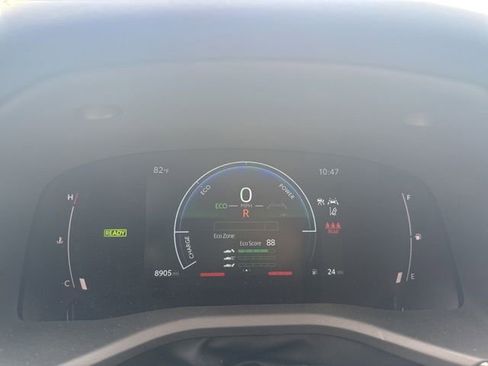 Used 2025 Toyota Camry SE FWD image 15