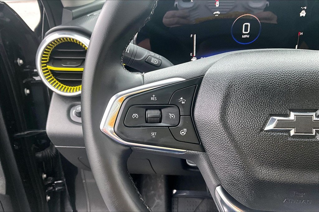 Used 2024 Chevrolet Trax ACTIV w/ Sunroof Package FWD image 18
