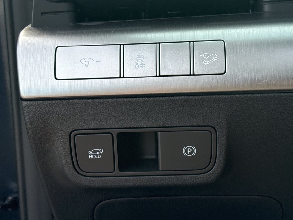 New 2027 Hyundai Kona Limited AWD/4WD image 12
