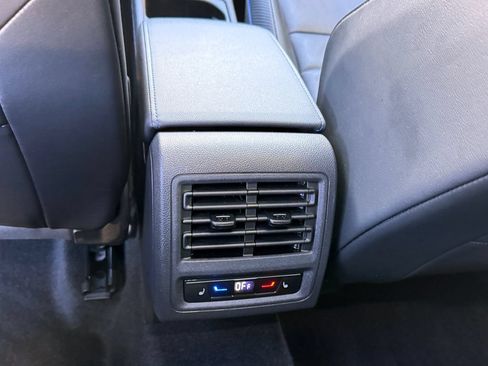 Used 2023 Volkswagen Golf R AWD/4WD image 36