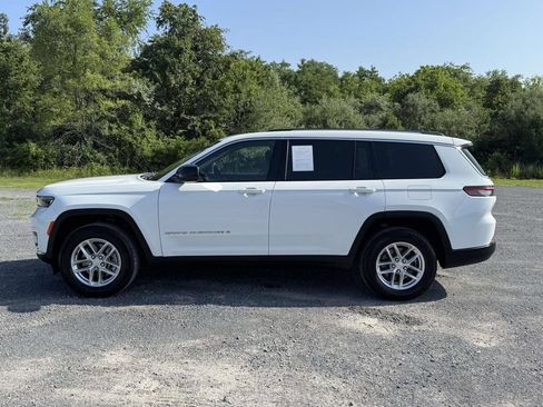 Used 2023 Jeep Grand Cherokee L Laredo w/ Luxury Tech Group I AWD/4WD image 5