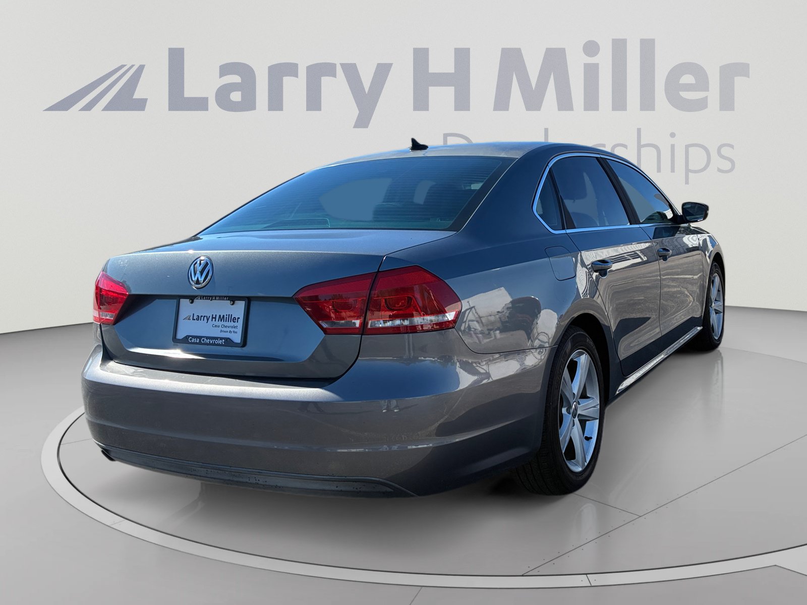 Used 2014 Volkswagen Passat 1.8T Wolfsburg Edition FWD image 5