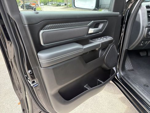 Used 2025 RAM 1500 Big Horn AWD/4WD image 14