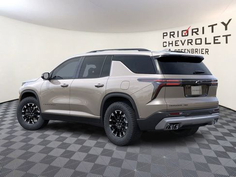 New 2026 Chevrolet Traverse Z71 w/ Enhanced Driving Package AWD/4WD image 3
