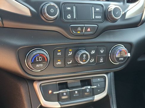 Certified 2023 GMC Terrain Denali w/ Denali Premium Package AWD/4WD image 16