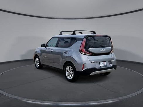 Used 2023 Kia Soul LX w/ Option Group 015 FWD image 6