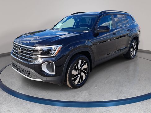 New 2026 Volkswagen Atlas SE FWD image 1