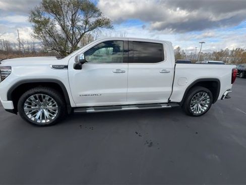 Used 2023 GMC Sierra 1500 Denali image 4