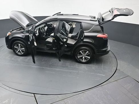 Used 2017 Toyota RAV4 XLE image 47