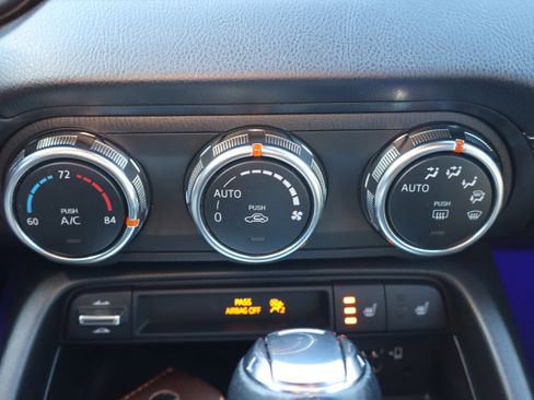 Used 2022 MAZDA MX-5 Miata RF Grand Touring image 19