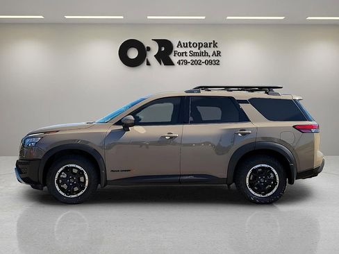 Used 2024 Nissan Pathfinder Rock Creek AWD/4WD image 3