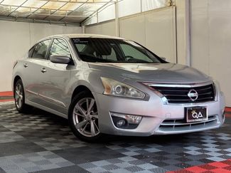 Used 2015 Nissan Altima 2.5 SV FWD video 1