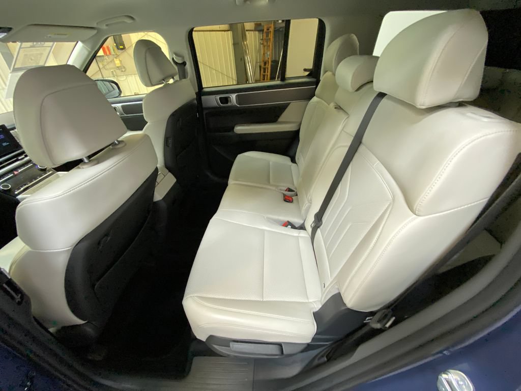Used 2026 Hyundai Santa Fe SEL AWD/4WD image 25