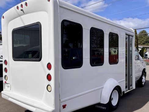 Used 2013 Ford E-350 and Econoline 350 Super Duty w/ Shuttle Bus Prep Pkg image 3