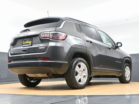 Used 2022 Jeep Compass Latitude image 53