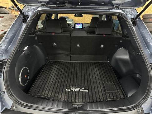 Used 2024 Toyota Corolla Cross AWD Hybrid image 21