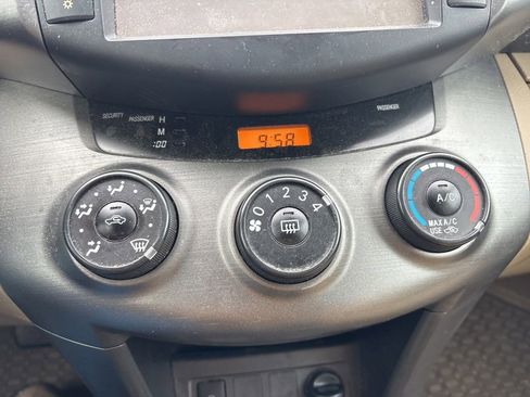 Used 2011 Toyota RAV4 Base image 21