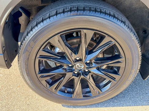 Used 2024 MAZDA CX-5 Carbon Edition image 12