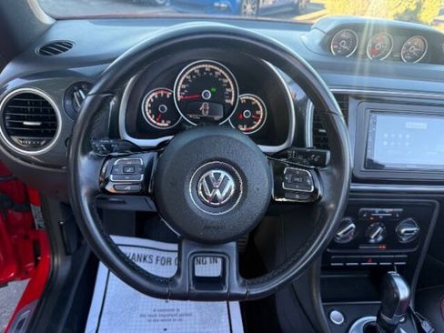 Used 2014 Volkswagen Beetle R-Line FWD image 11