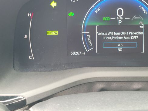 Used 2025 Toyota Camry SE FWD image 25