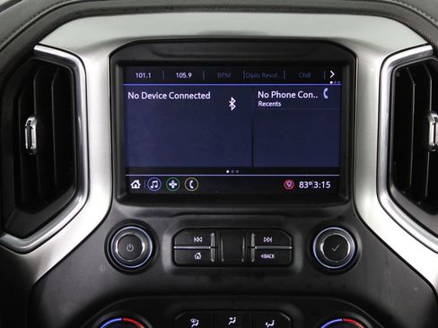 Used 2022 Chevrolet Silverado 1500 RST w/ Safety Package AWD/4WD image 7