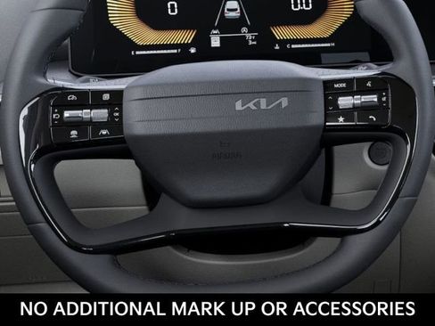 New 2026 Kia Sorento S image 22