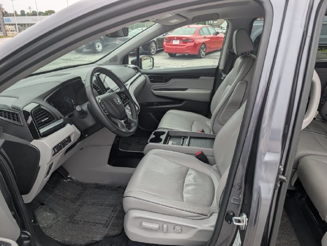 Used 2023 Honda Odyssey Elite image 16