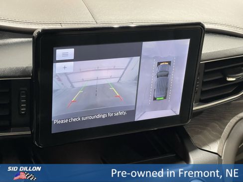 Used 2020 Ford Explorer Platinum image 11