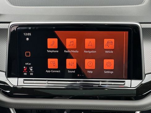 New 2026 Volkswagen Atlas Peak Edition AWD/4WD image 12