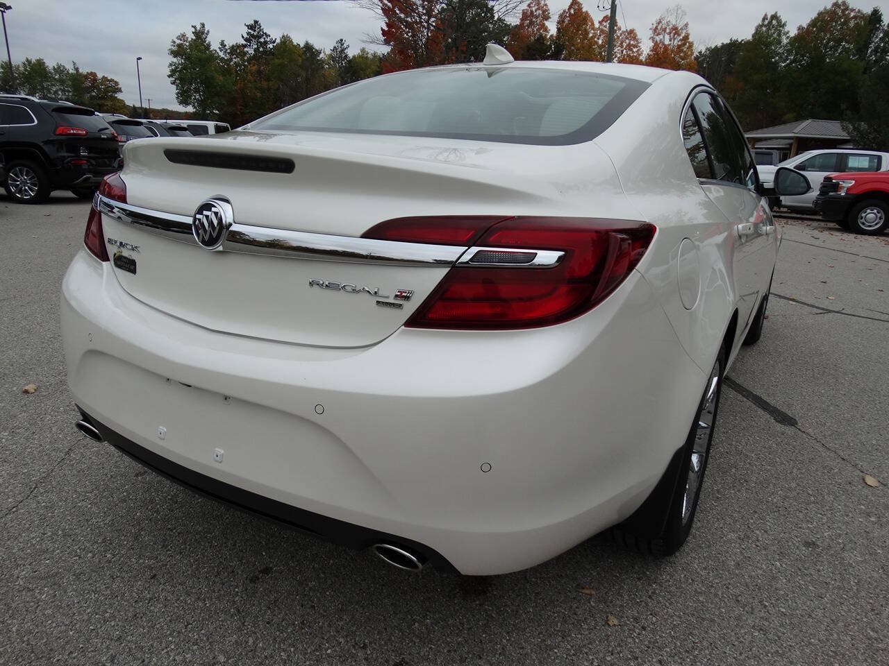 Used 2015 Buick Regal Premium AWD/4WD image 11