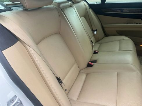 Used 2015 BMW 750Li RWD image 26