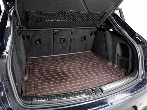 Used 2018 Porsche Macan S image 28