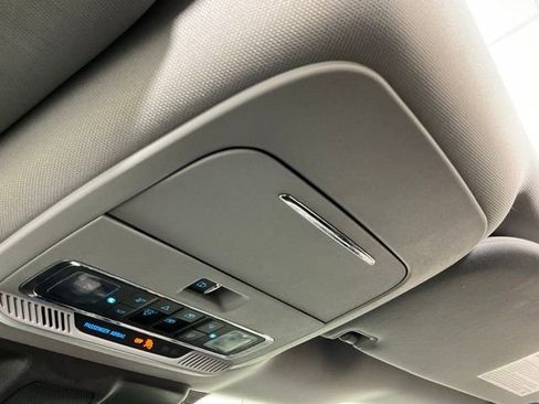 Used 2021 Ford F150 Lariat w/ Equipment Group 502A High image 28