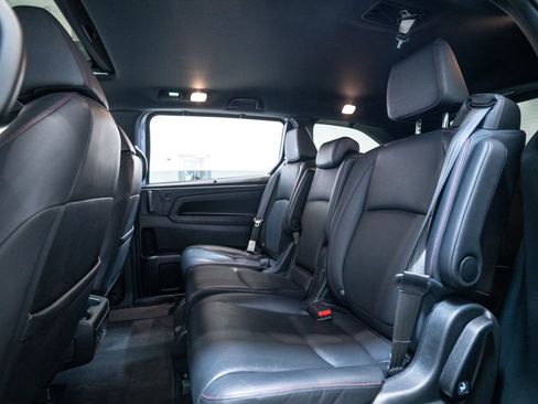 Used 2023 Honda Odyssey Sport image 39