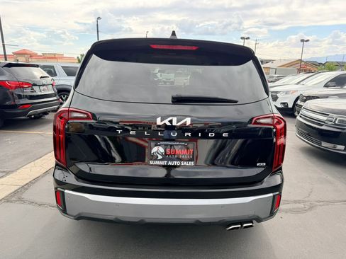 Used 2024 Kia Telluride S AWD/4WD image 5