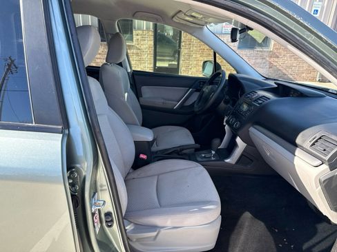 Used 2015 Subaru Forester 2.5i w/ Alloy Wheel Package image 6